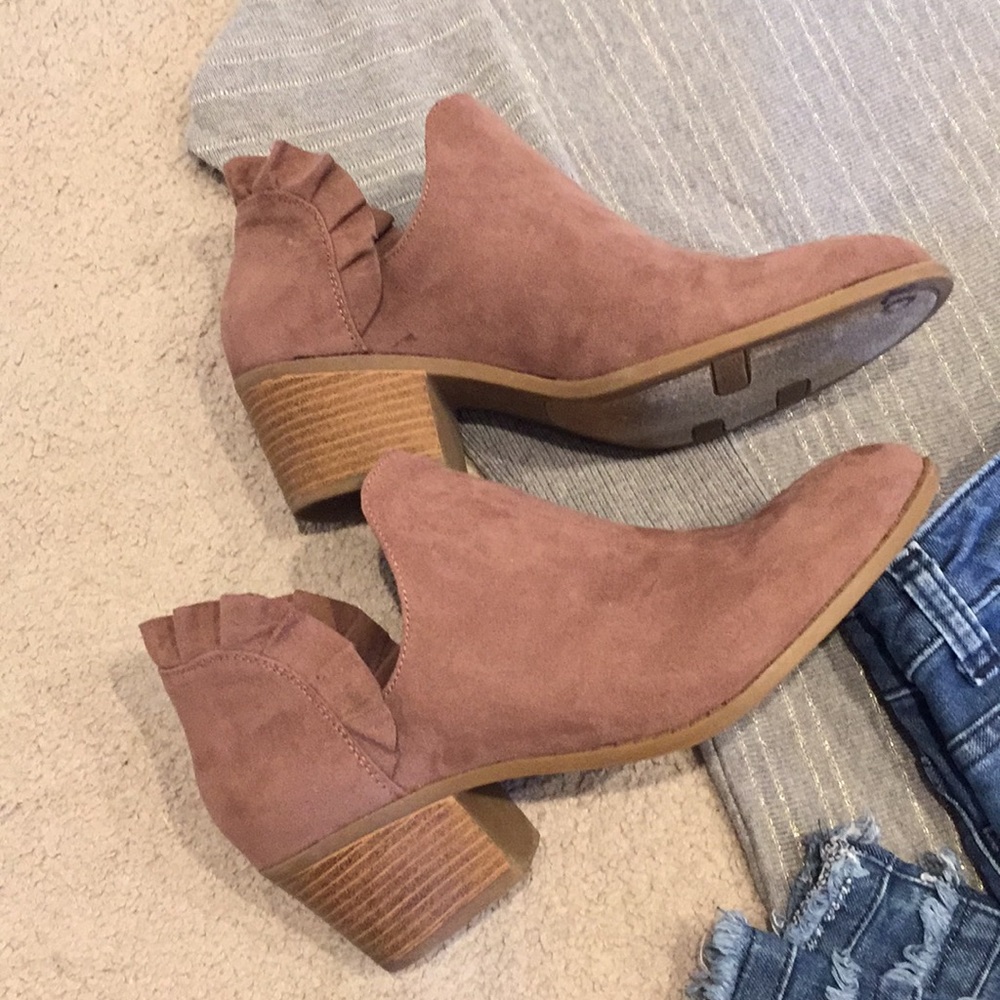 **SOLD**Fergalicious Ruffled Bootie